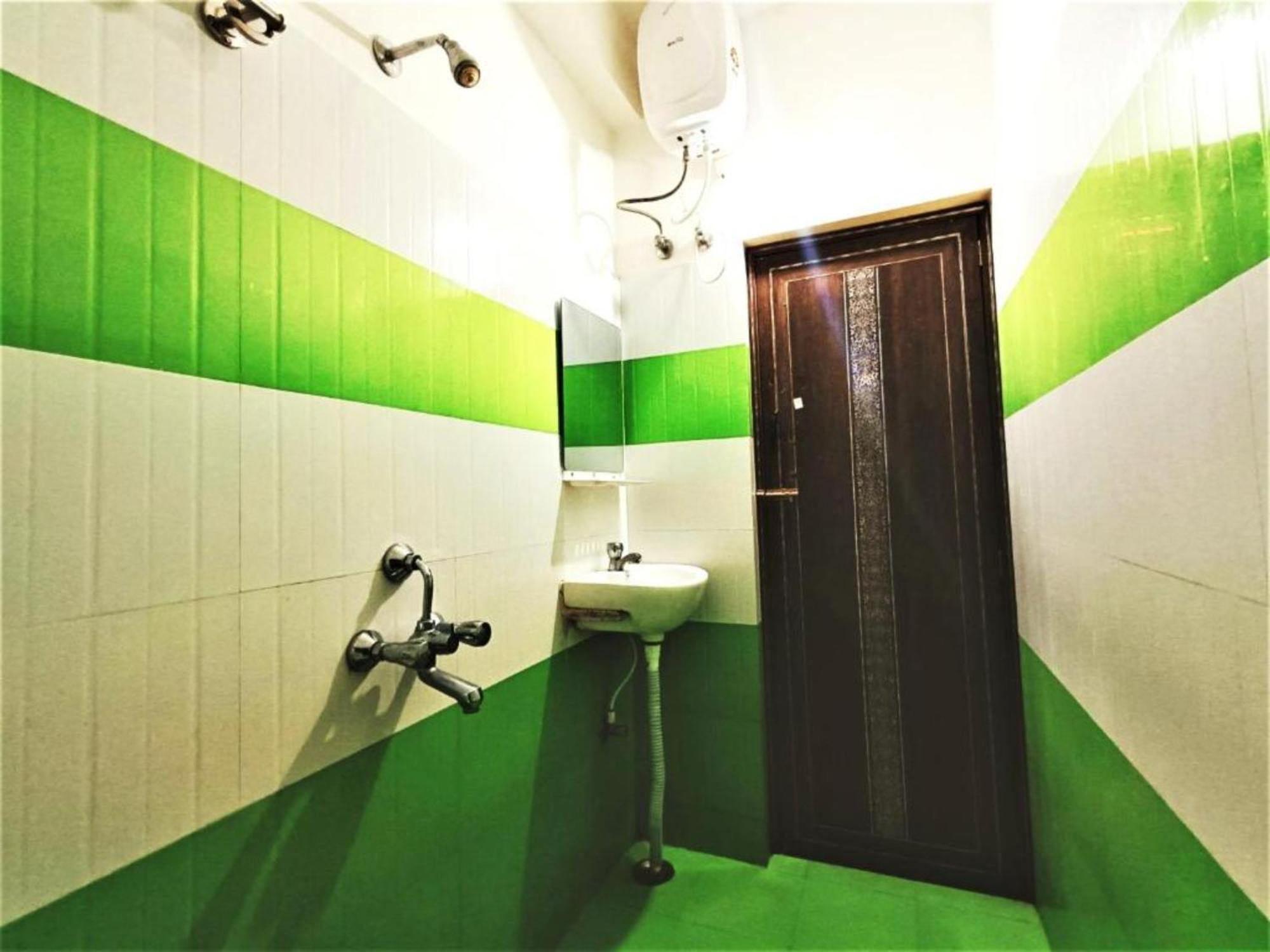 Hotel Krishna Residency Puri Near Sea Beach Best Choice Of Travellers By Morservices Exterior photo