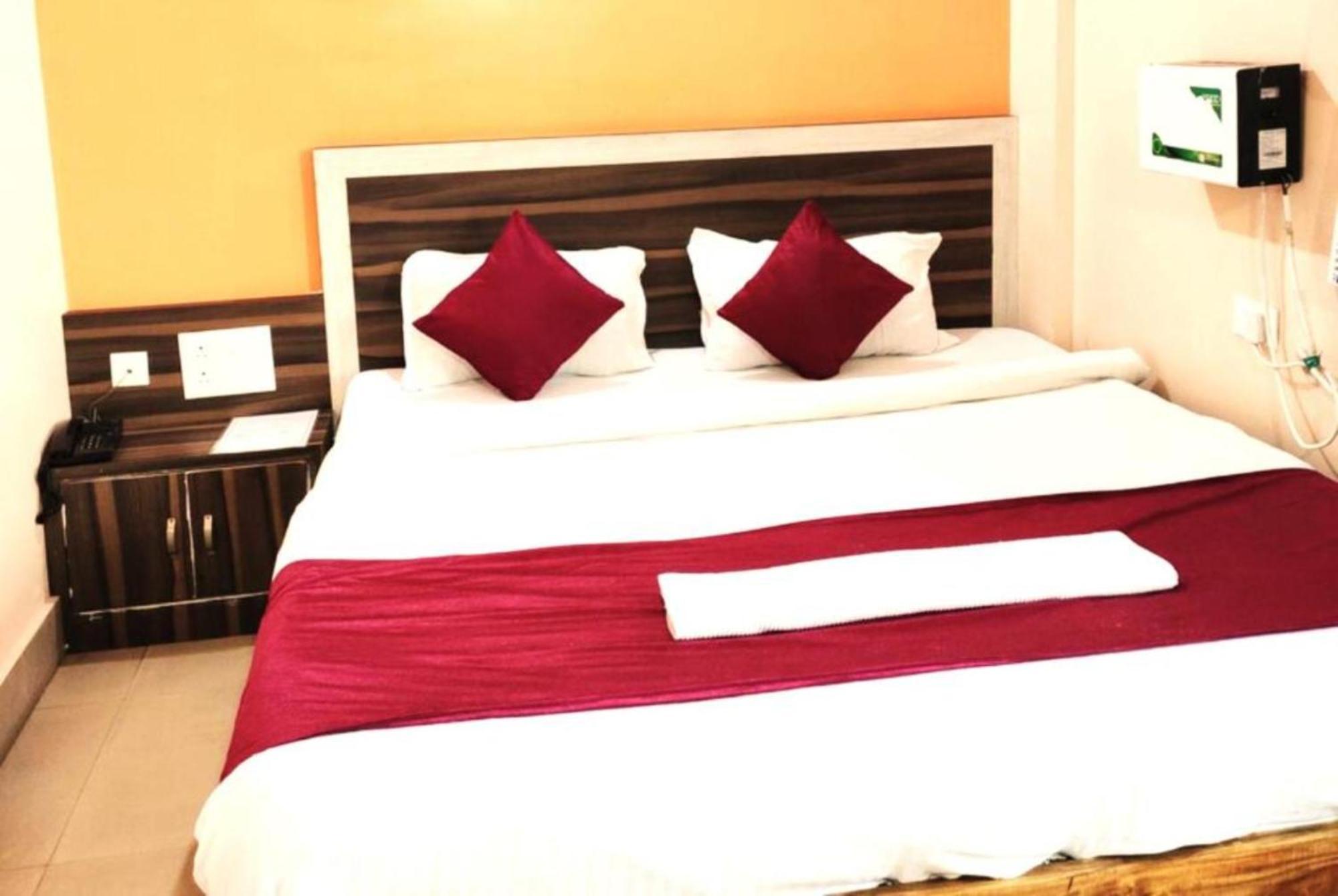 Hotel Krishna Residency Puri Near Sea Beach Best Choice Of Travellers By Morservices Exterior photo